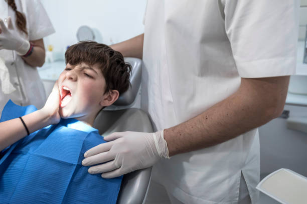 Best Cracked Tooth Emergency Dentist  in Van, TX